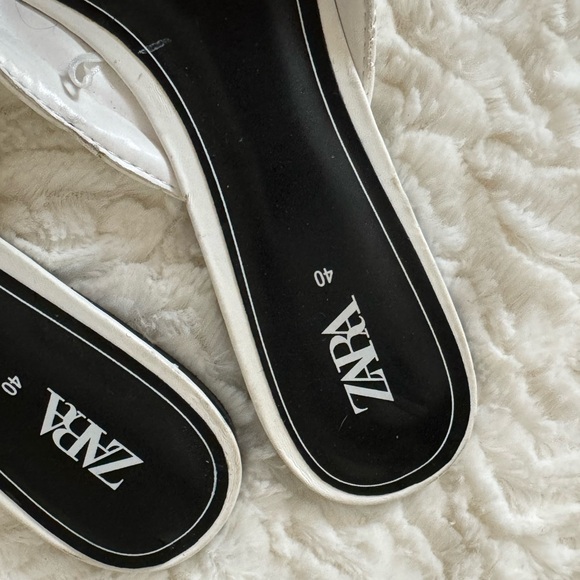 Zara White Quilted Mules - Picture 4 of 7